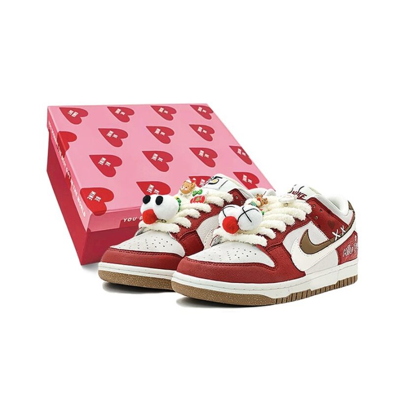 Nike Dunk Low SE 85