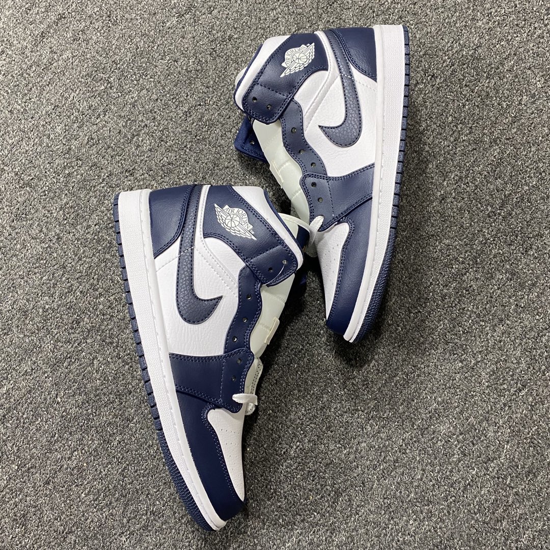 Air Jordan 1 Mid