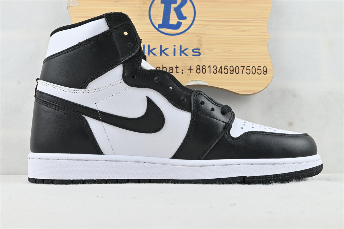 Air Jordan 1 High 
