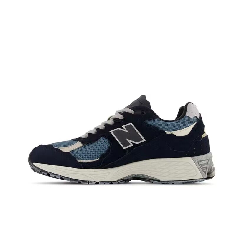 New Balance 2002R