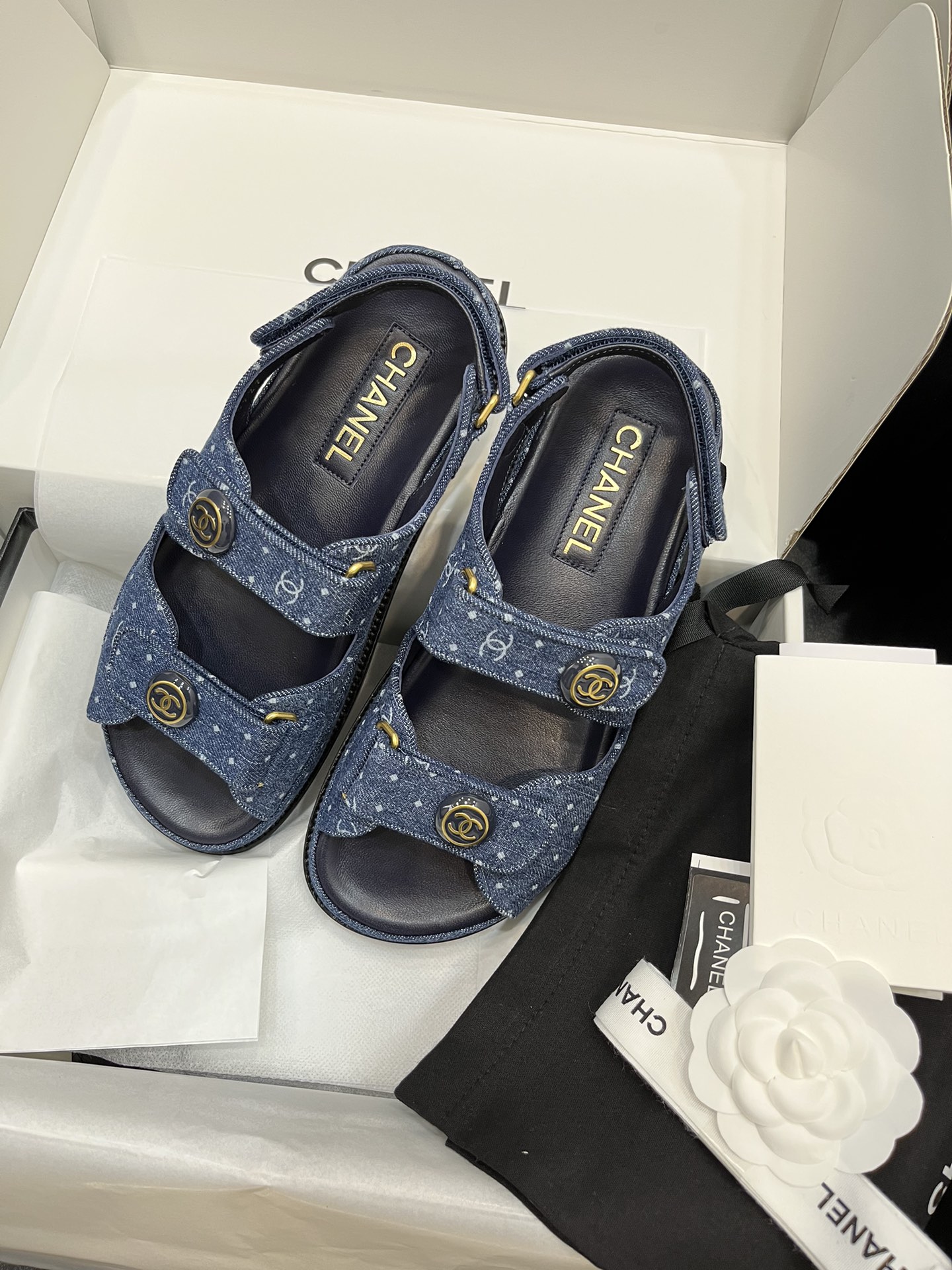 Ch**el sandals