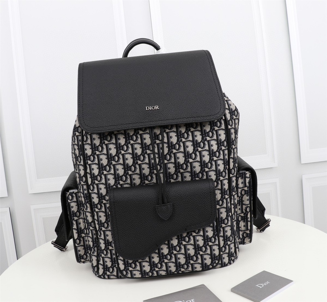 D10r Backpack