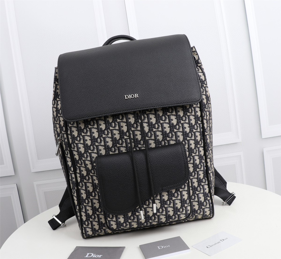 D10r Backpack