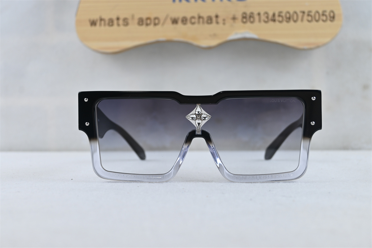 L0vis Vvtt0n Cyclone Sunglasses Gradient Black
