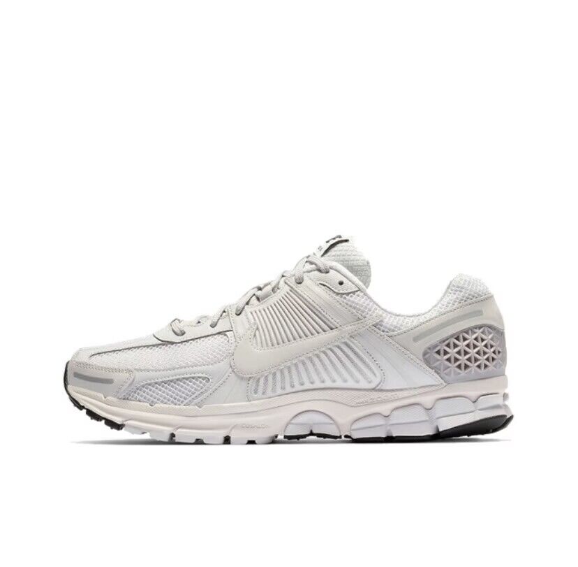 Nike Zoom Vomero 5