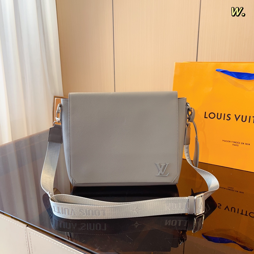 L0vis Vvtt0n bag