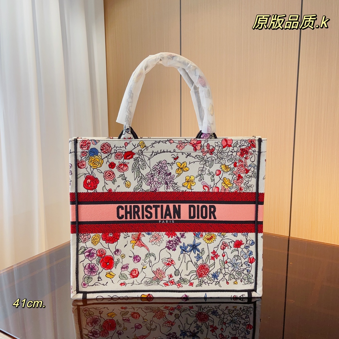 D10r Book Tote