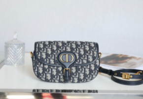 D10r Bobby Bag