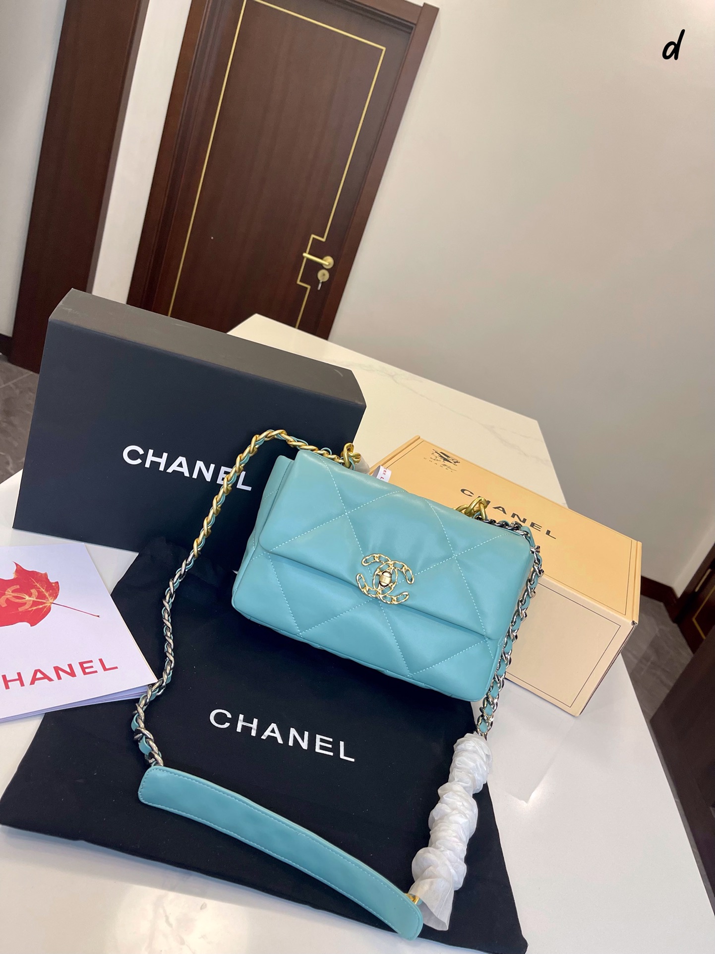 Ch**el bag