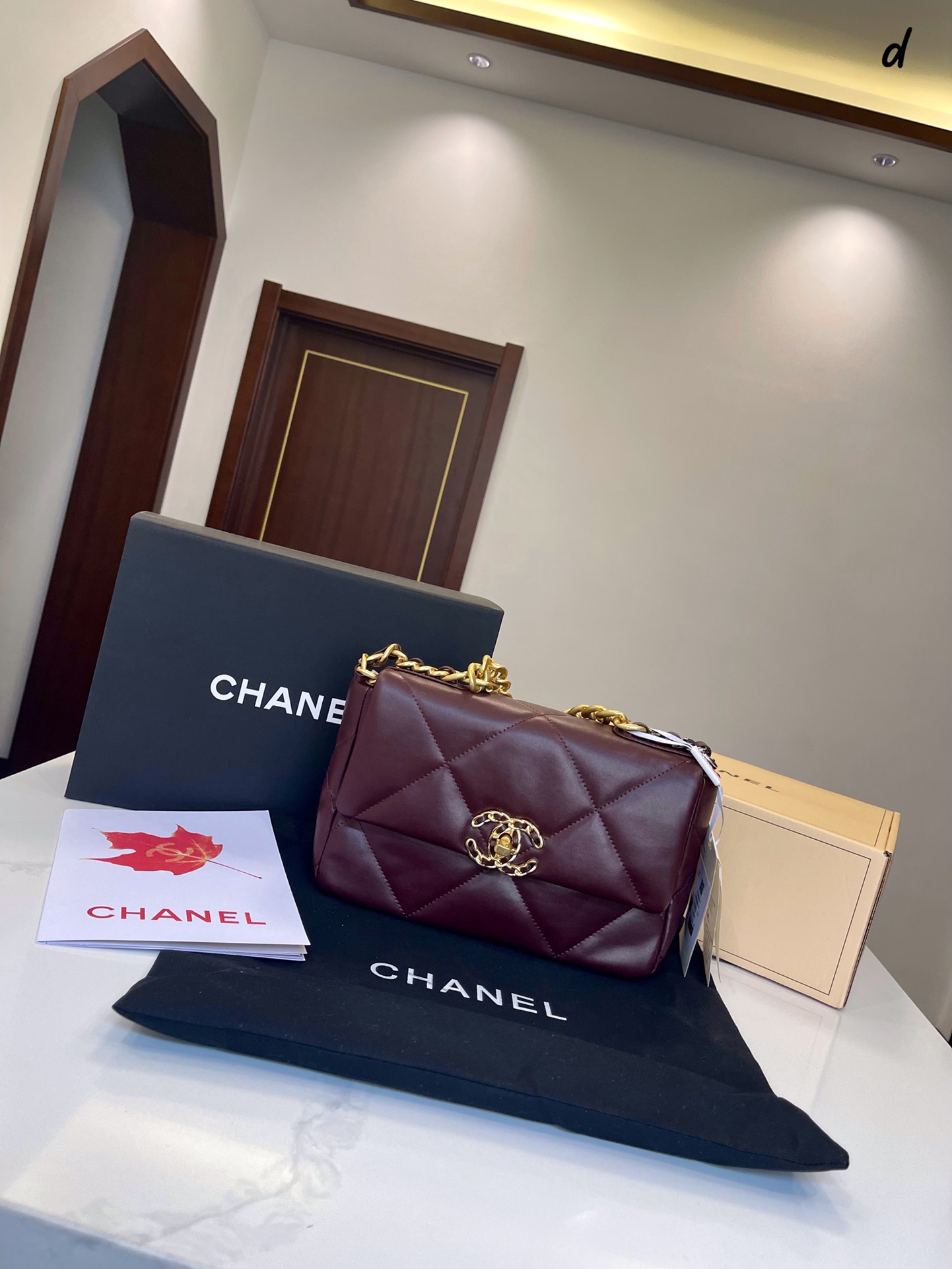 Ch**el bag