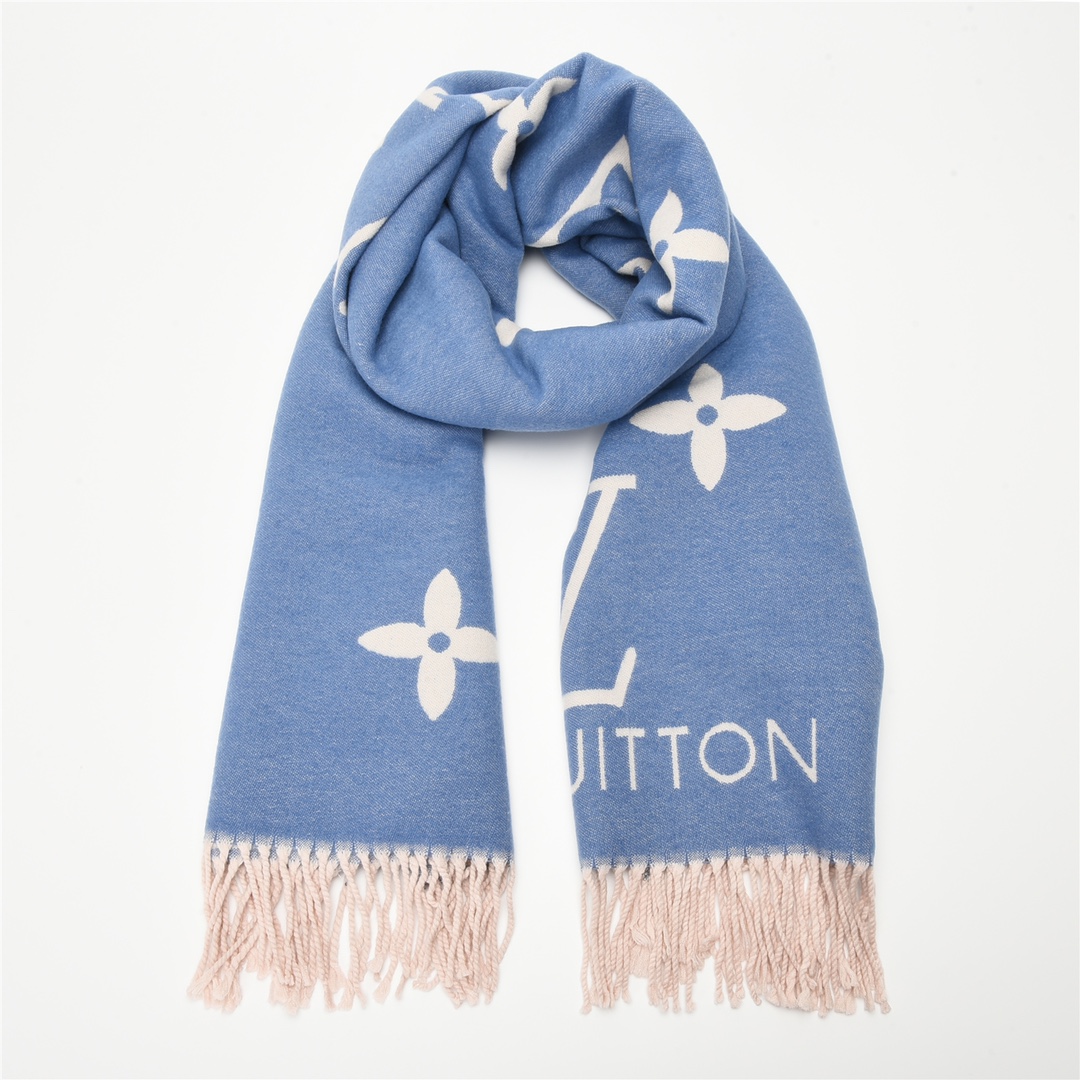 L0vis Vvtt0n Scarf