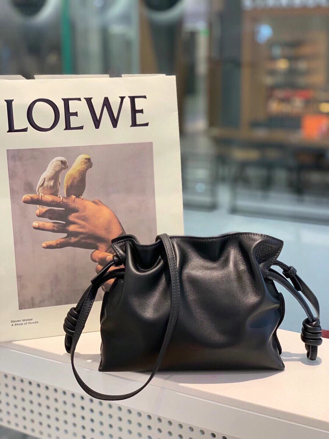 L0ew* MINI FLAMENCO CLUTCH