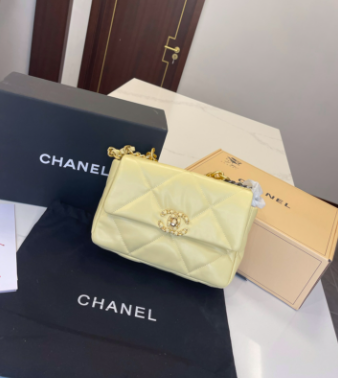 Ch**el bag