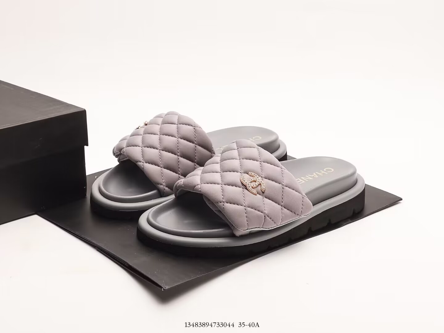 Ch**el Slipper