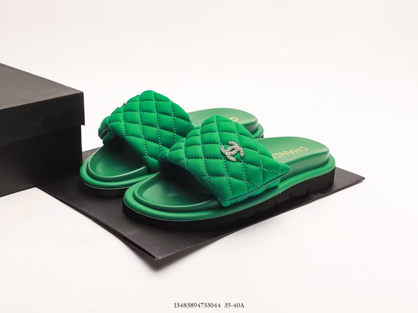Ch**el Slipper