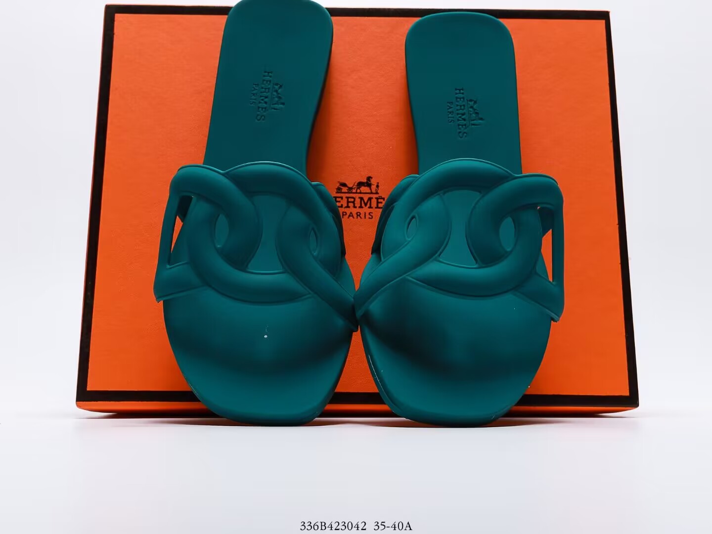 H**me5 Slipper