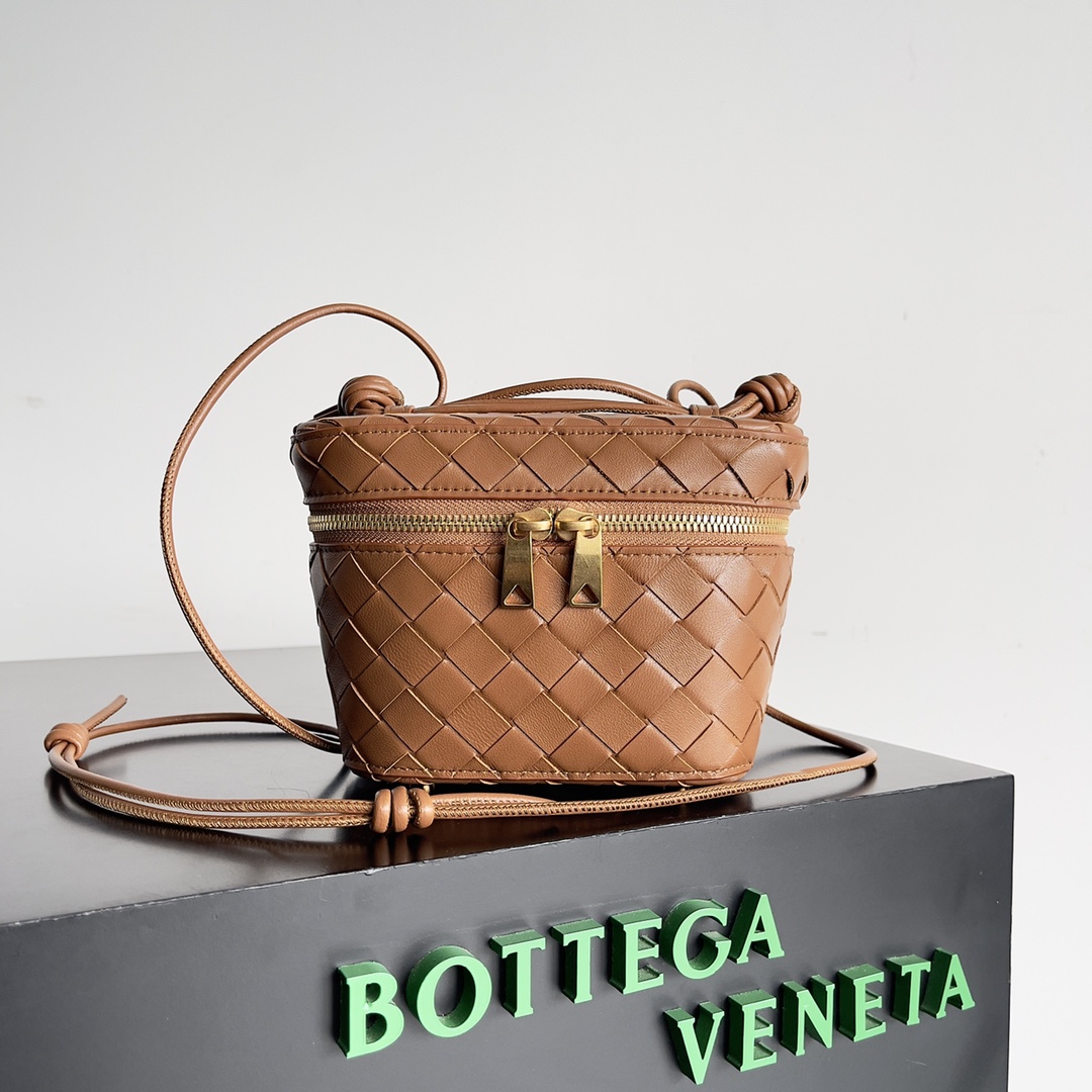 B0tt*ga Ven*ta