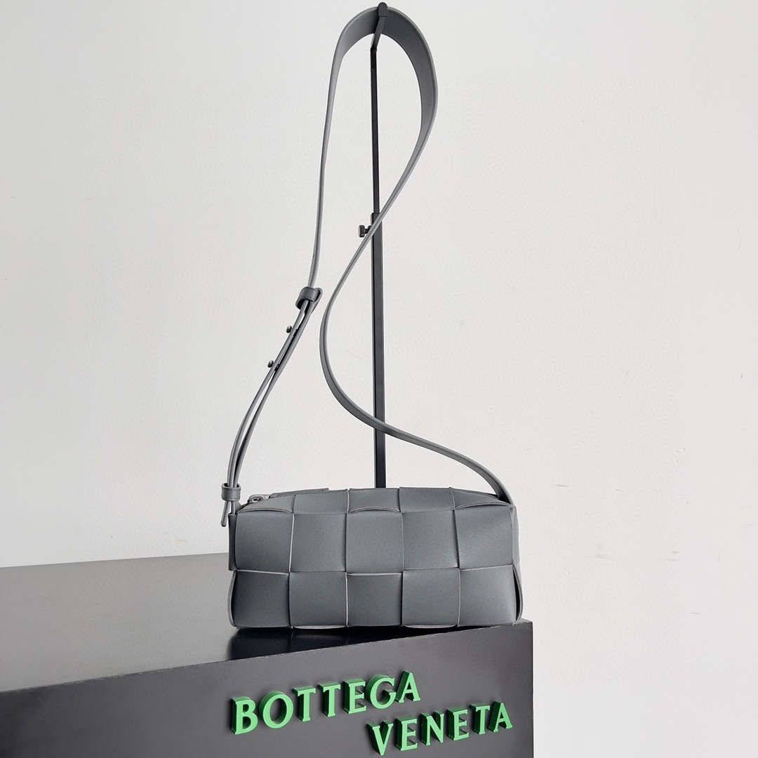 B0tt*ga Ven*ta