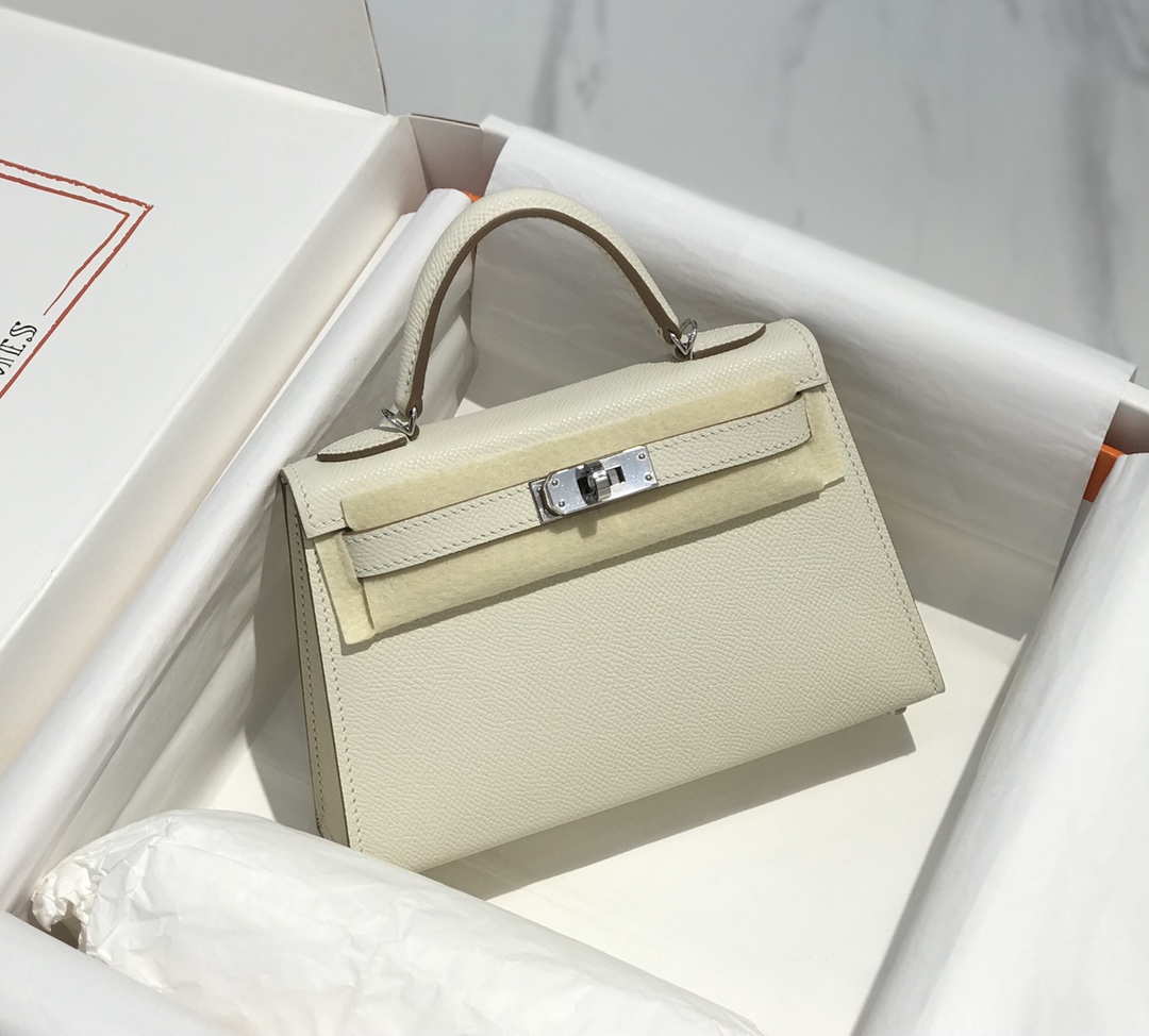 H**me5 KELLY