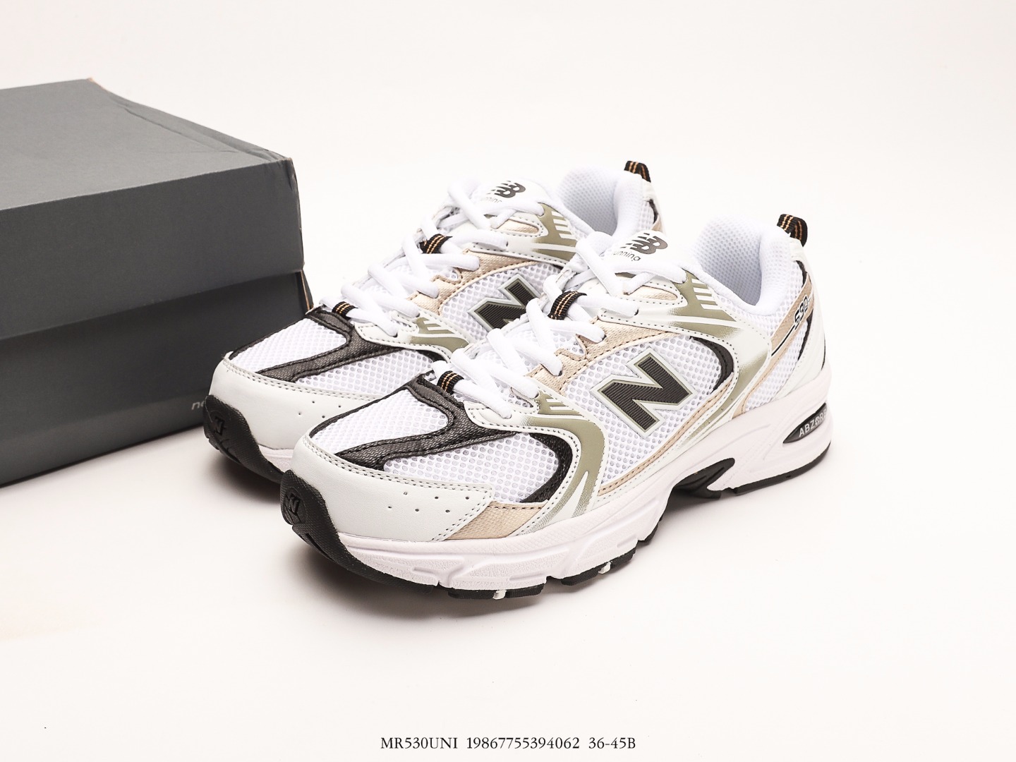 New Balance 530