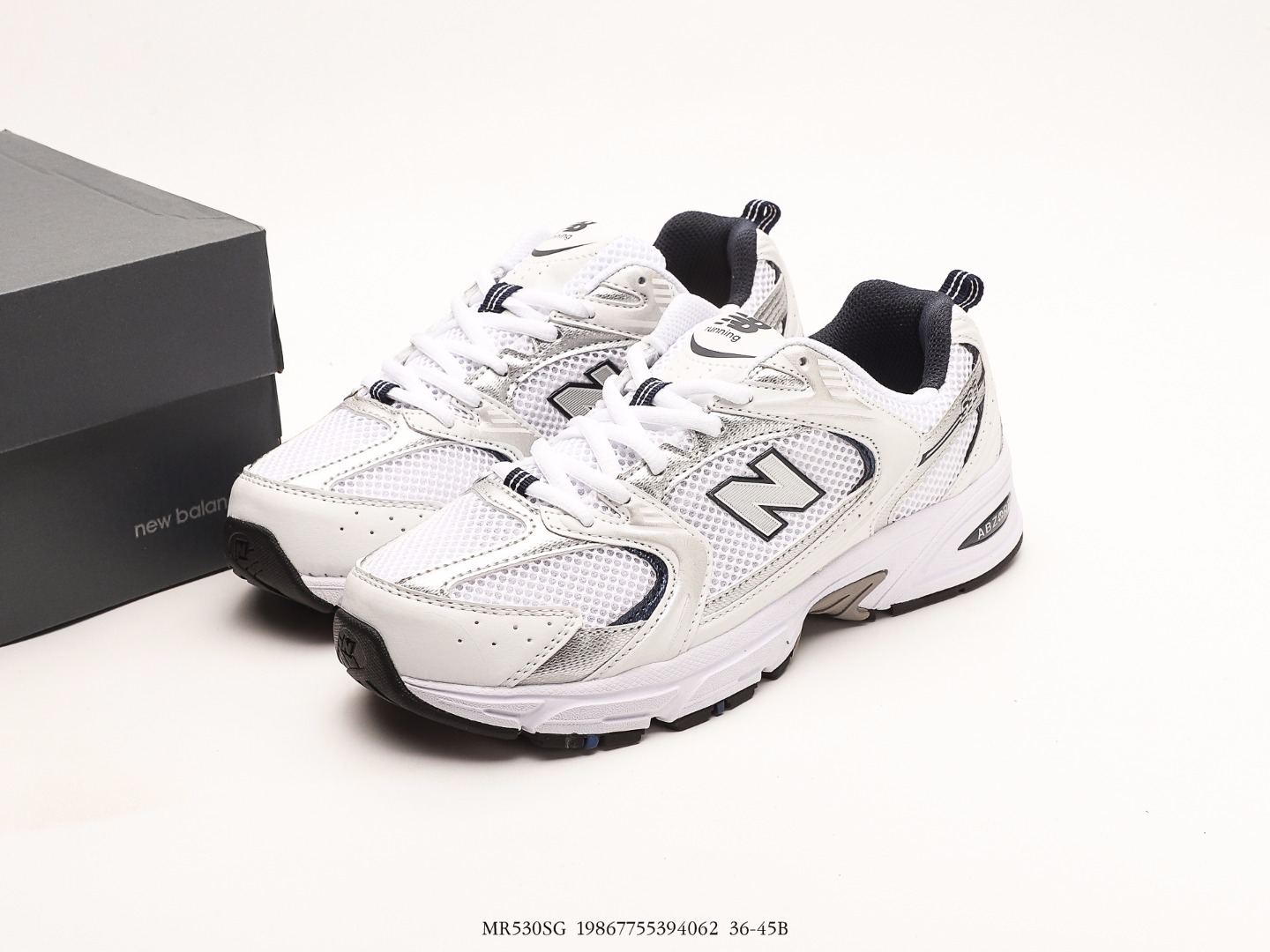 New Balance 530