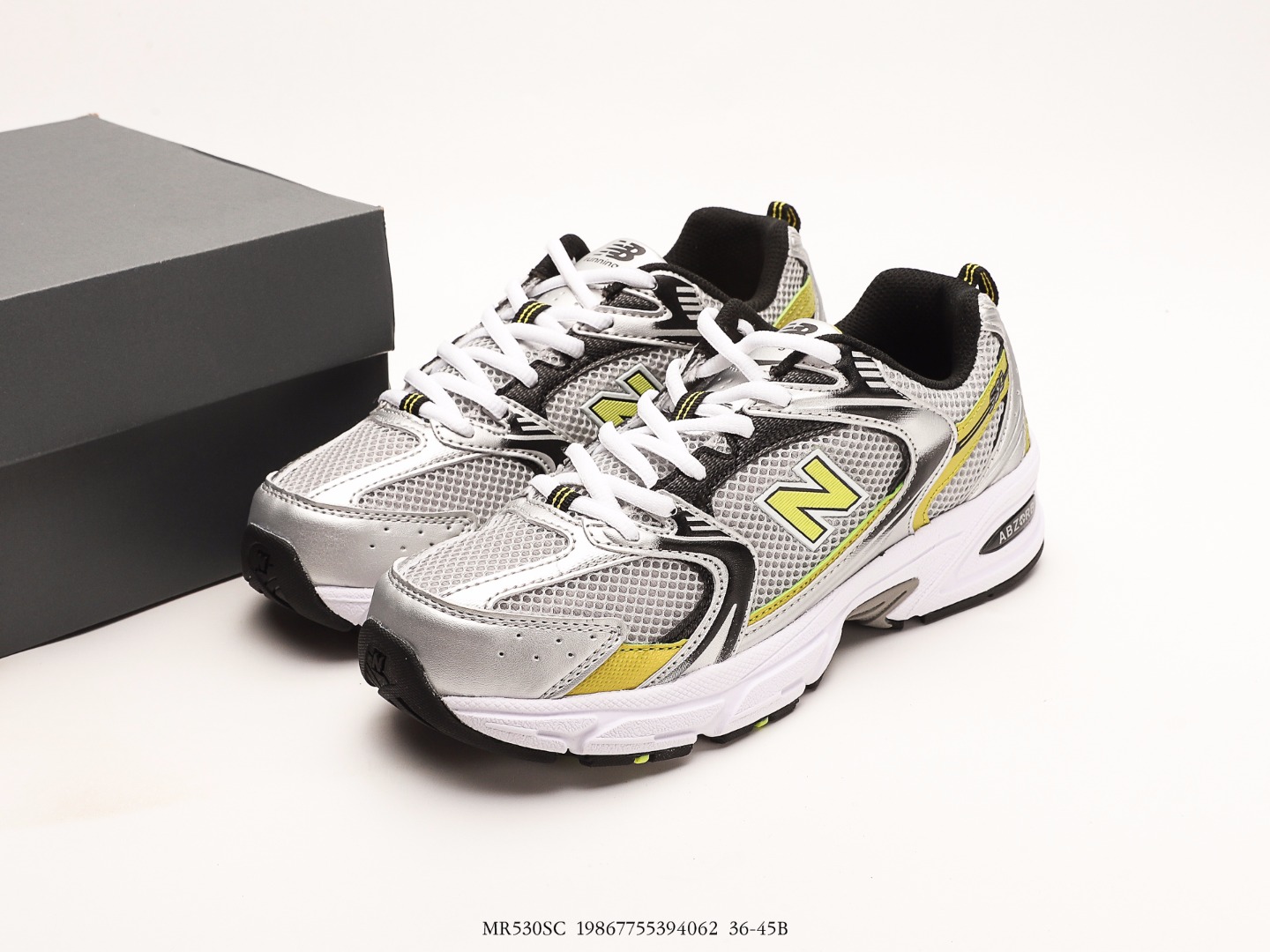 New Balance 530