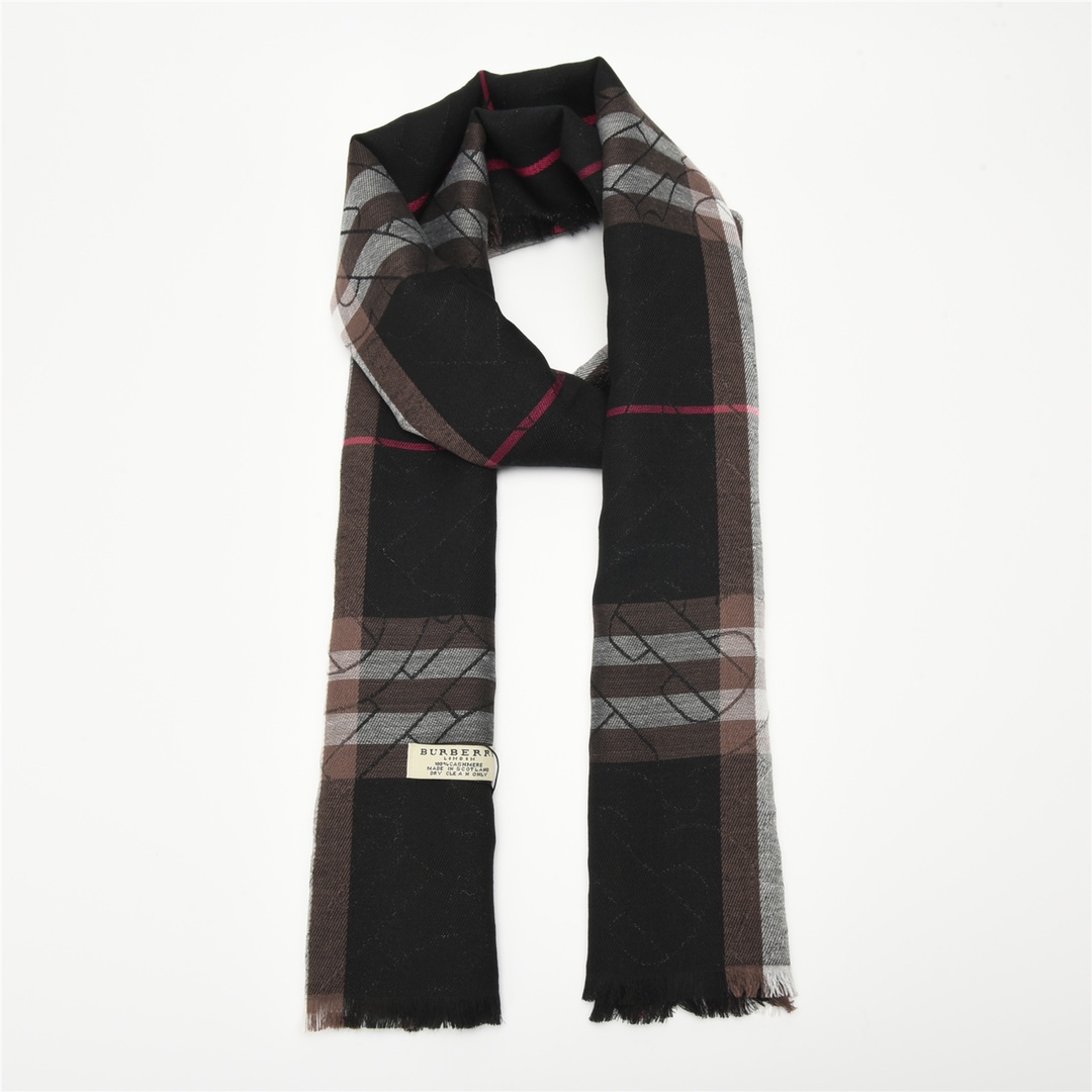 Bv*b*rry Scarf