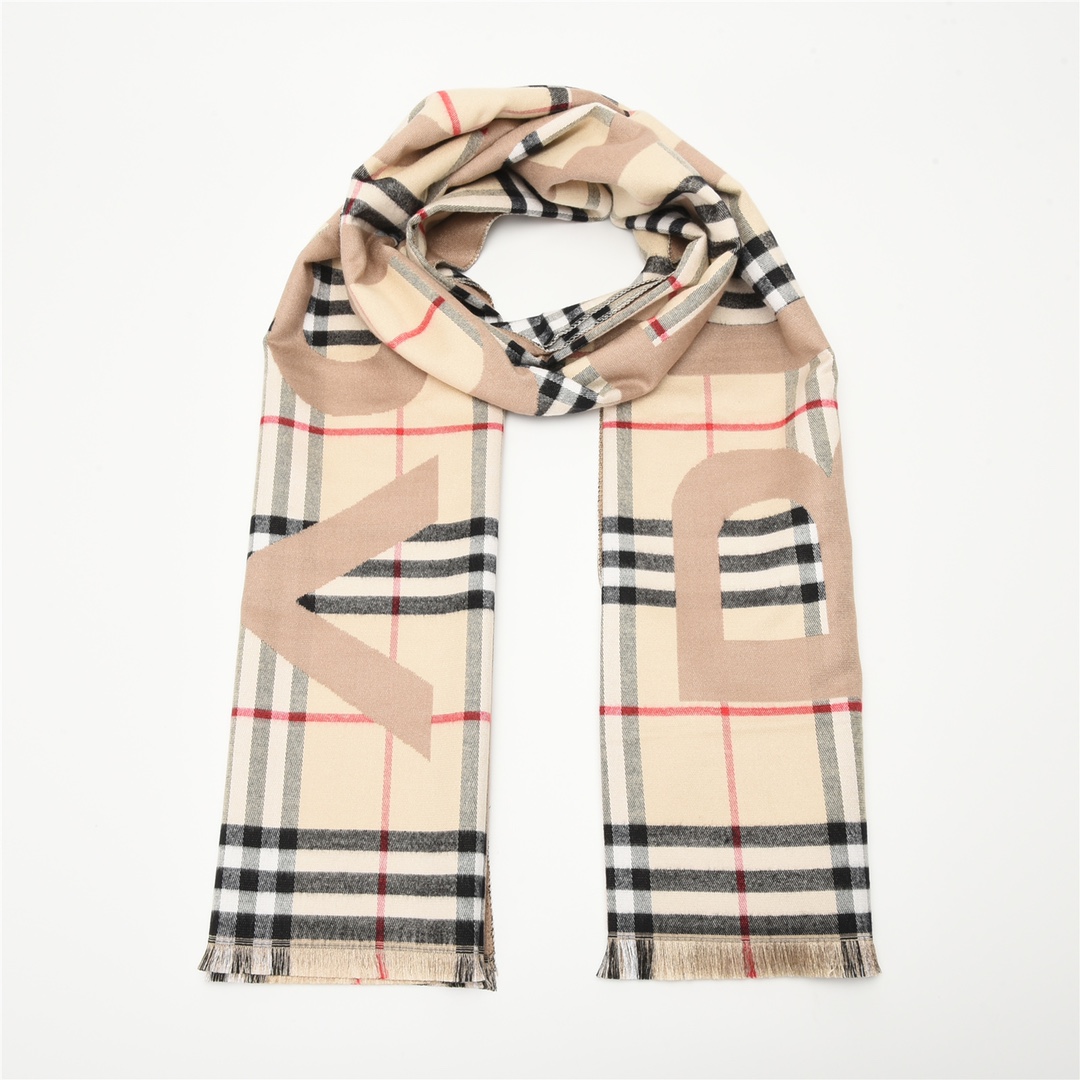 Bv*b*rry Scarf
