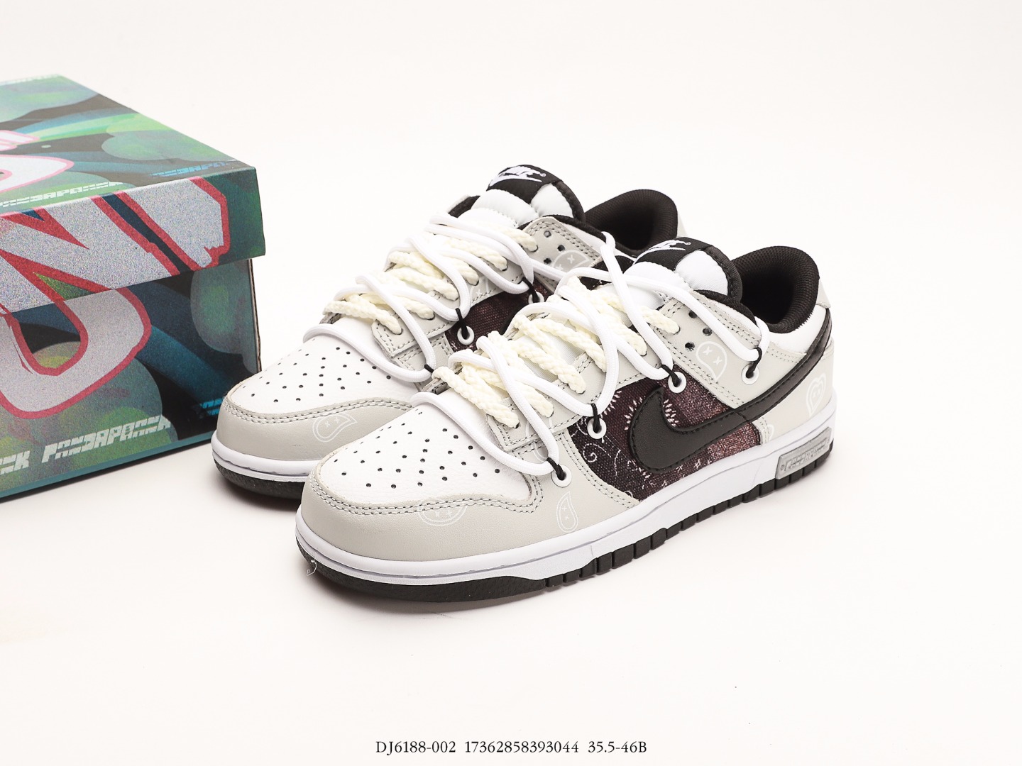 Nike Dunk Low