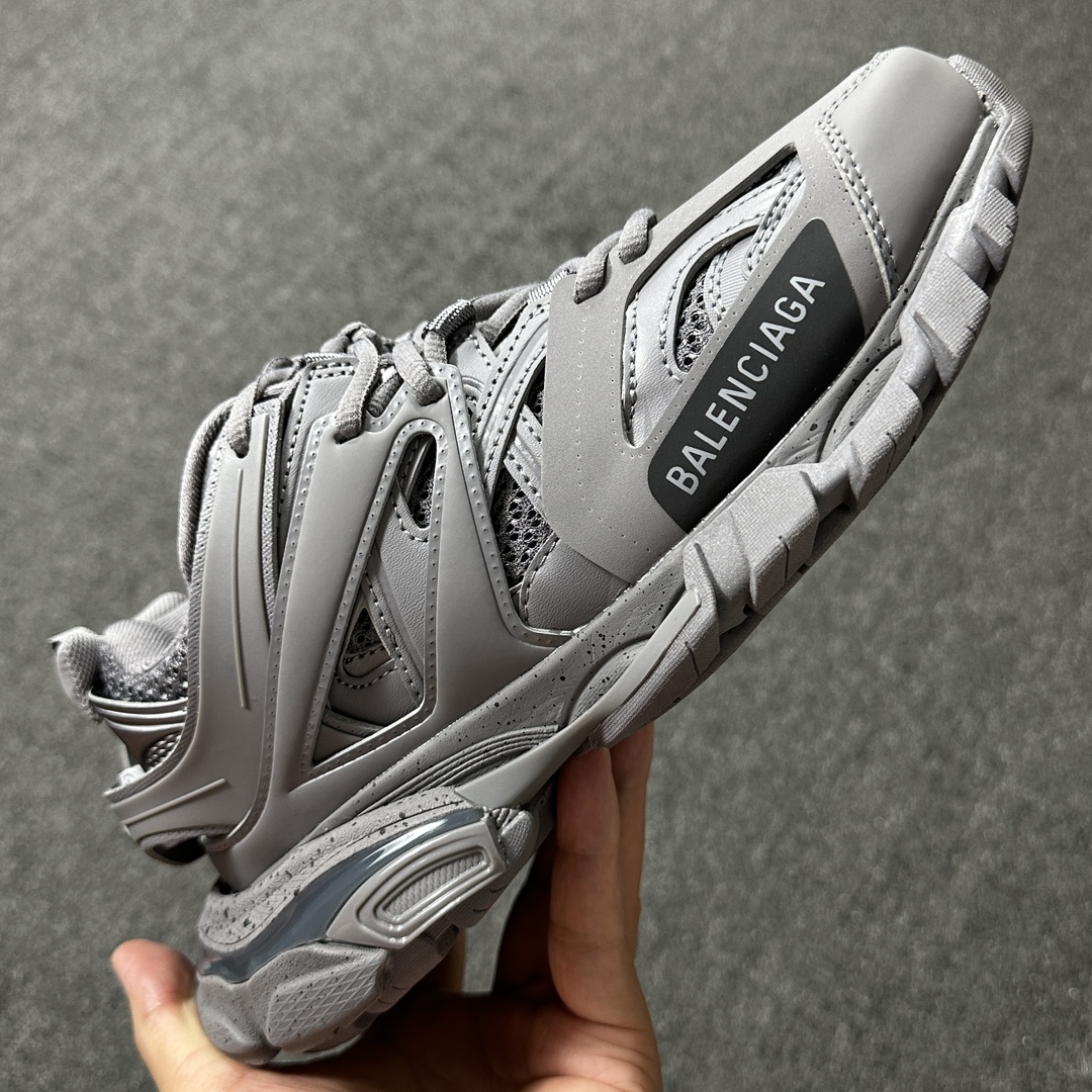 Ba1en*iaga Track Recycled Sole Medium Grey