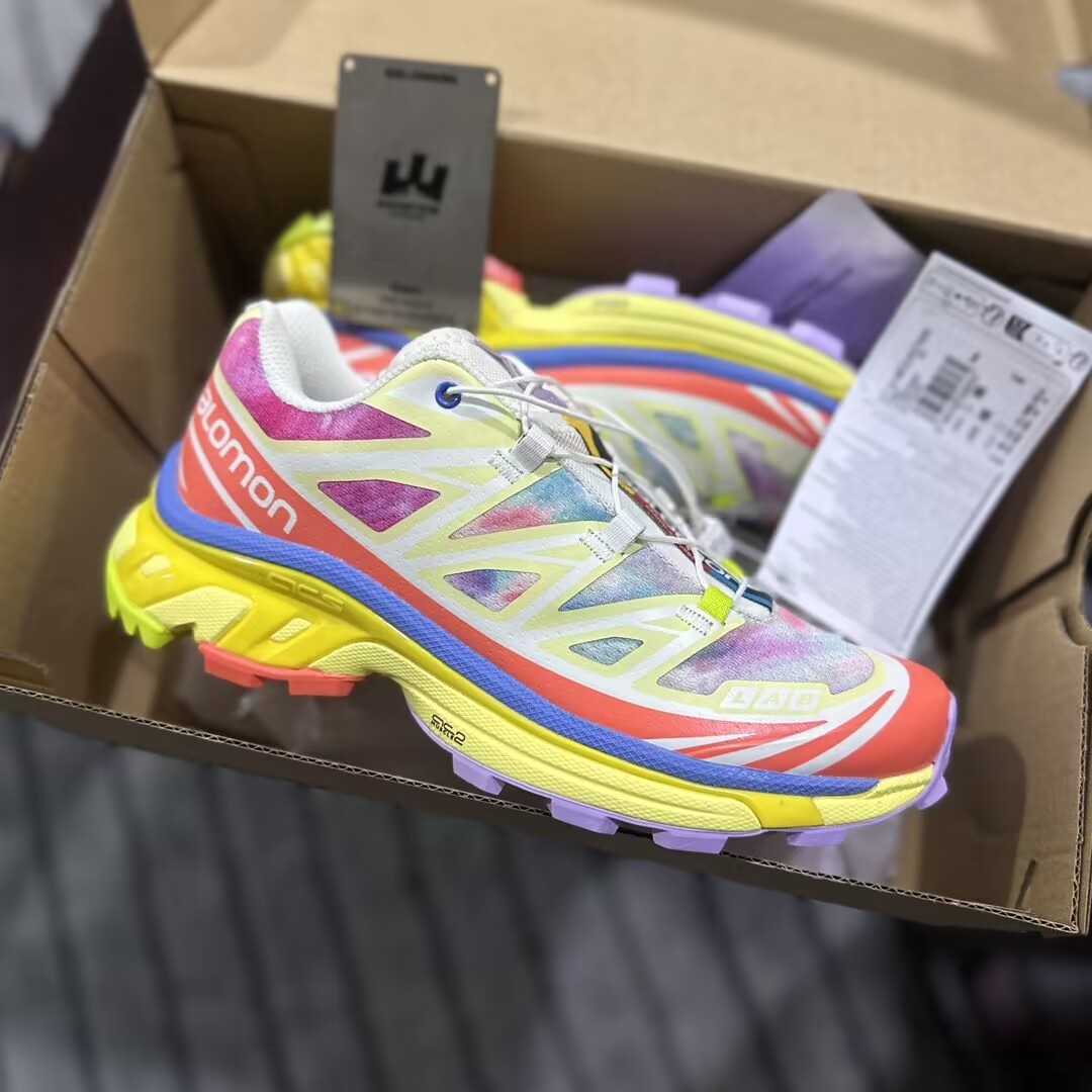 Salomon Sneakers