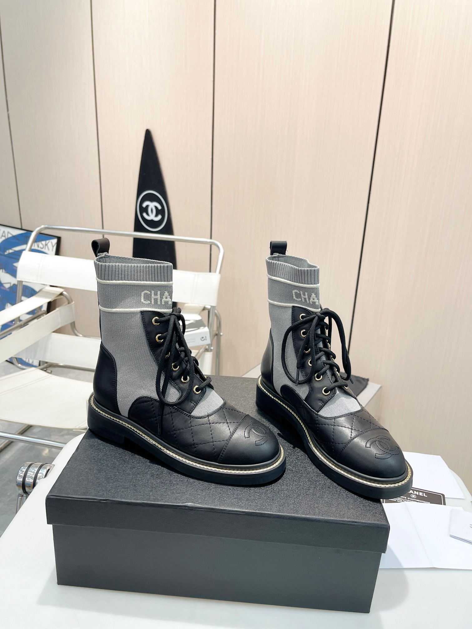 Ch**el Boots