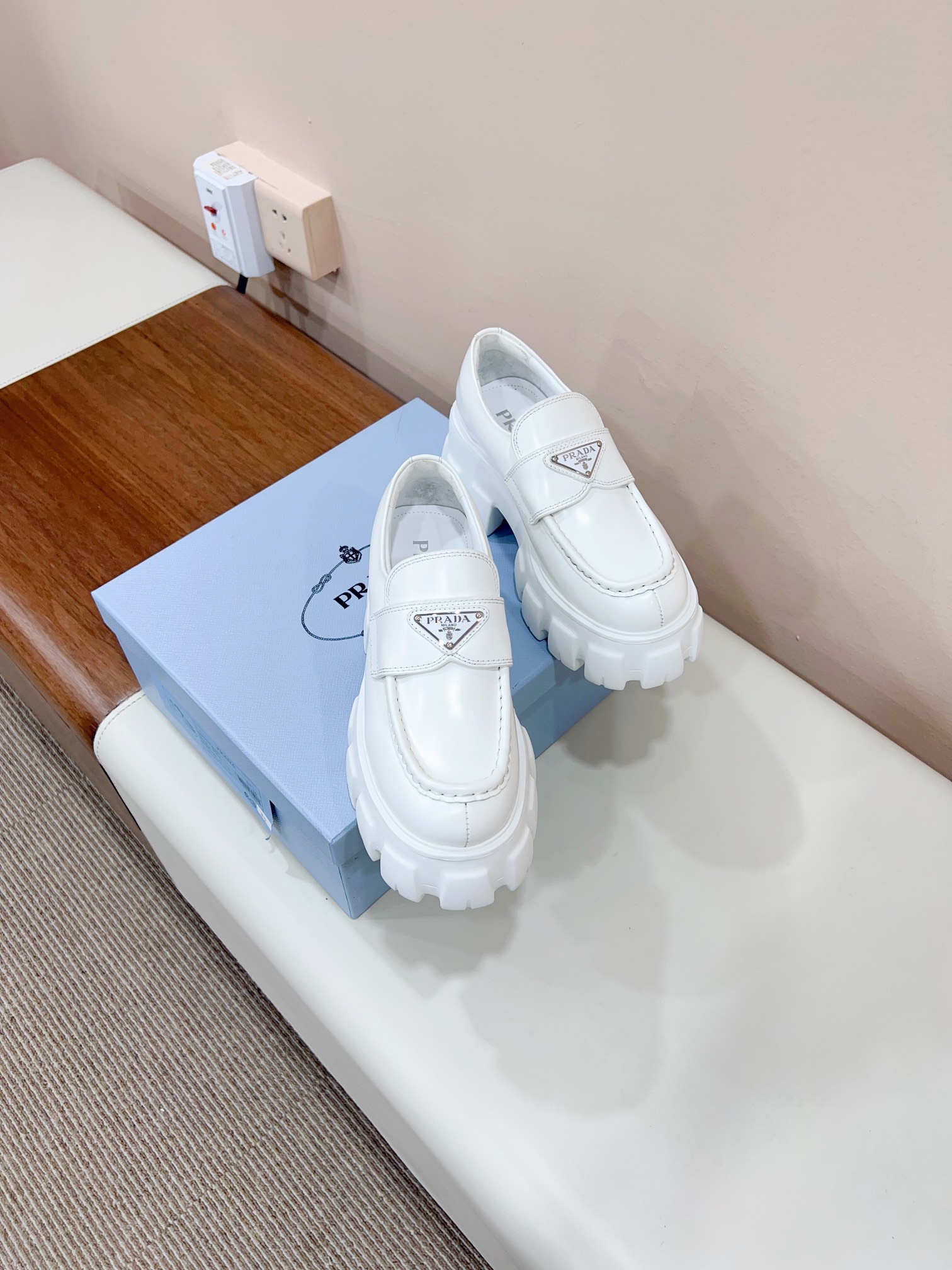 Pra*a Loafer shoes