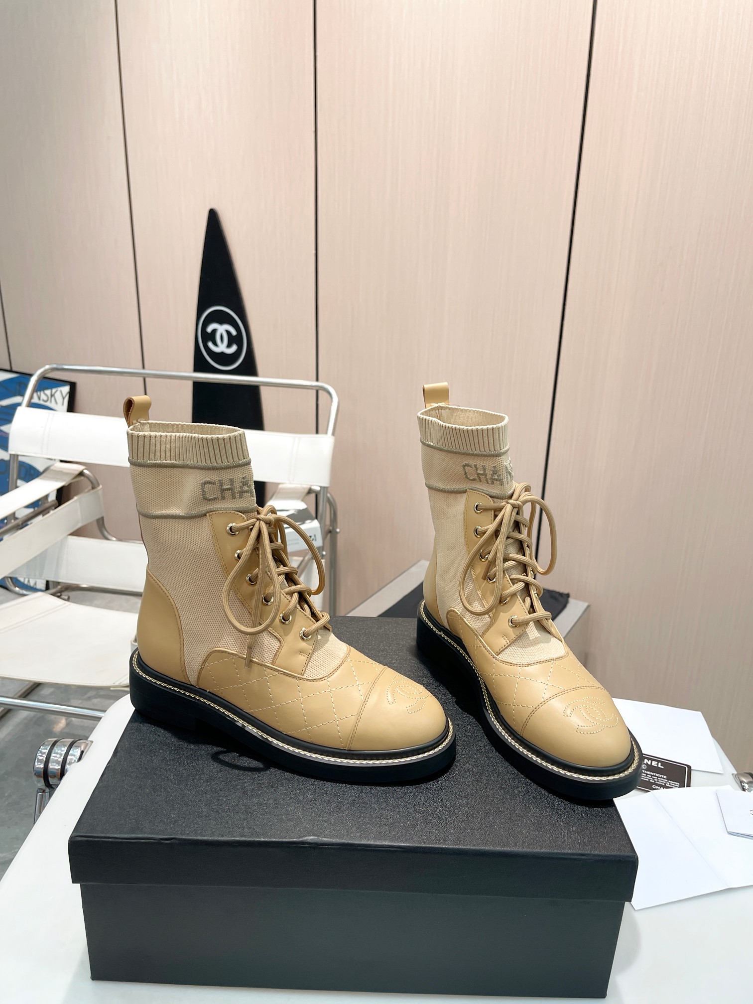 Ch**el Boots