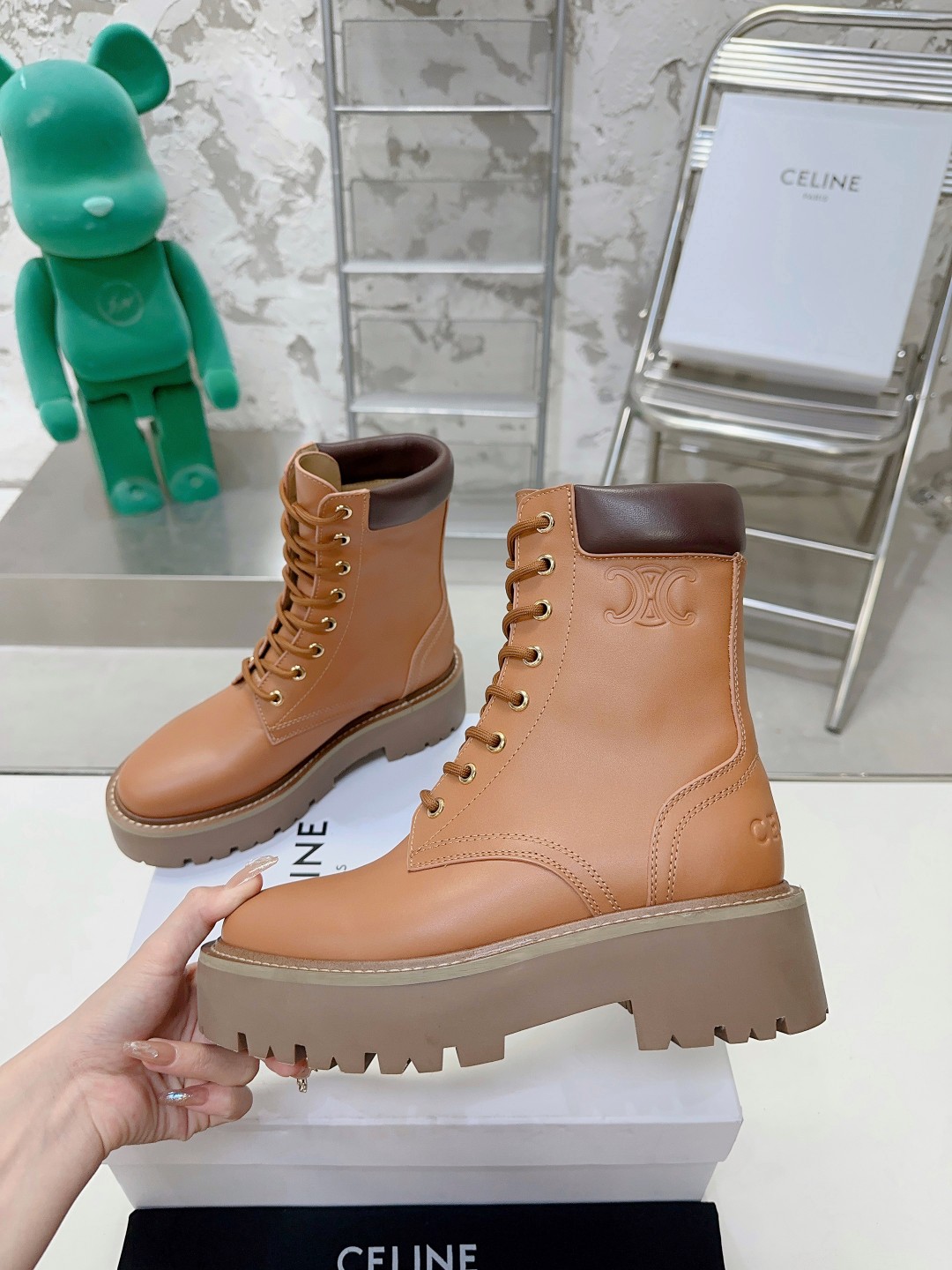 Ce1i*e Boots