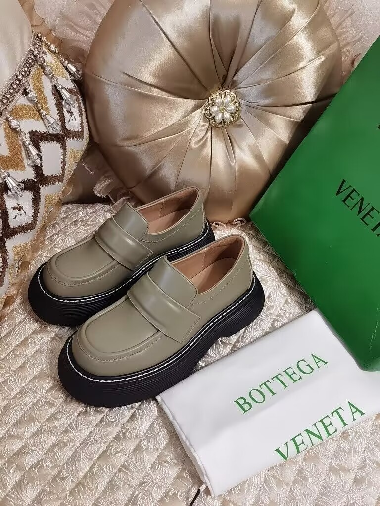 B0tt*ga Ven*ta Loafer Shoes