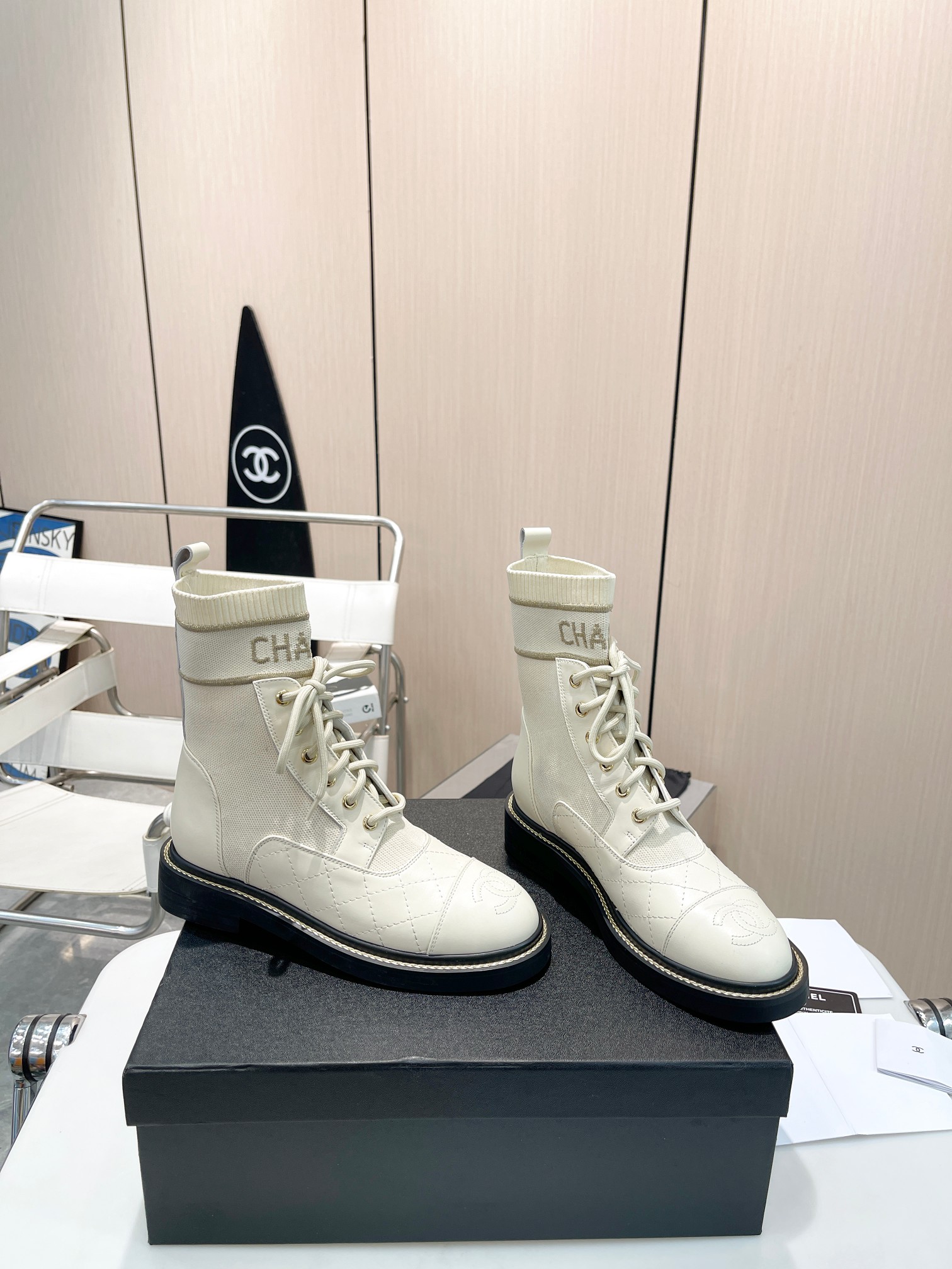 Ch**el Boots