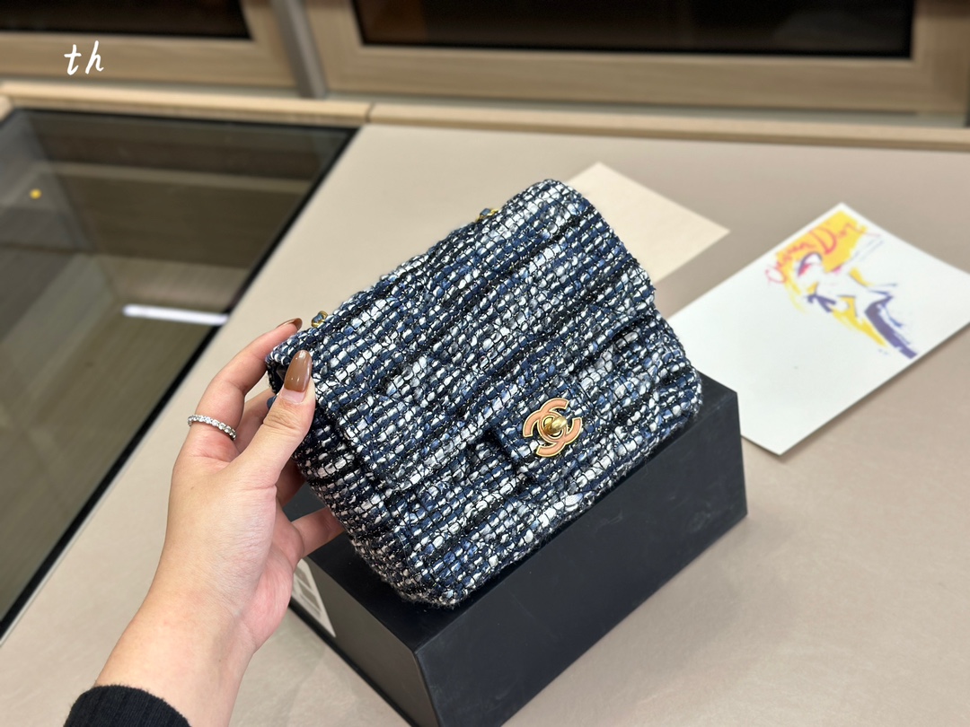 Ch**el bag