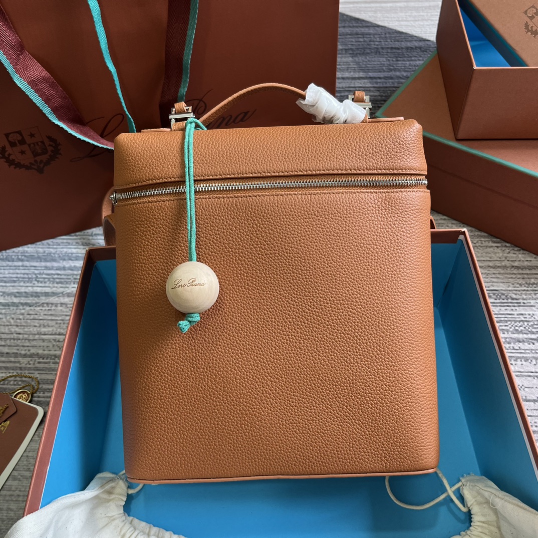 L0r0 P1ana Bag