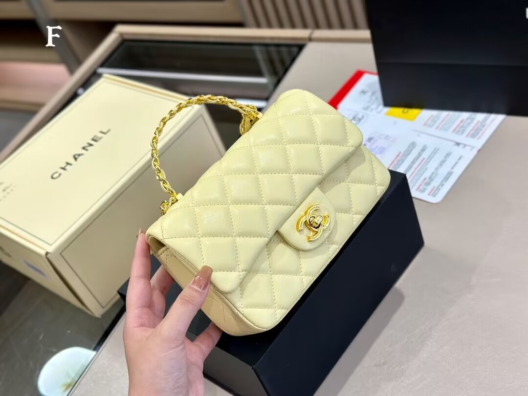 Ch**el bag
