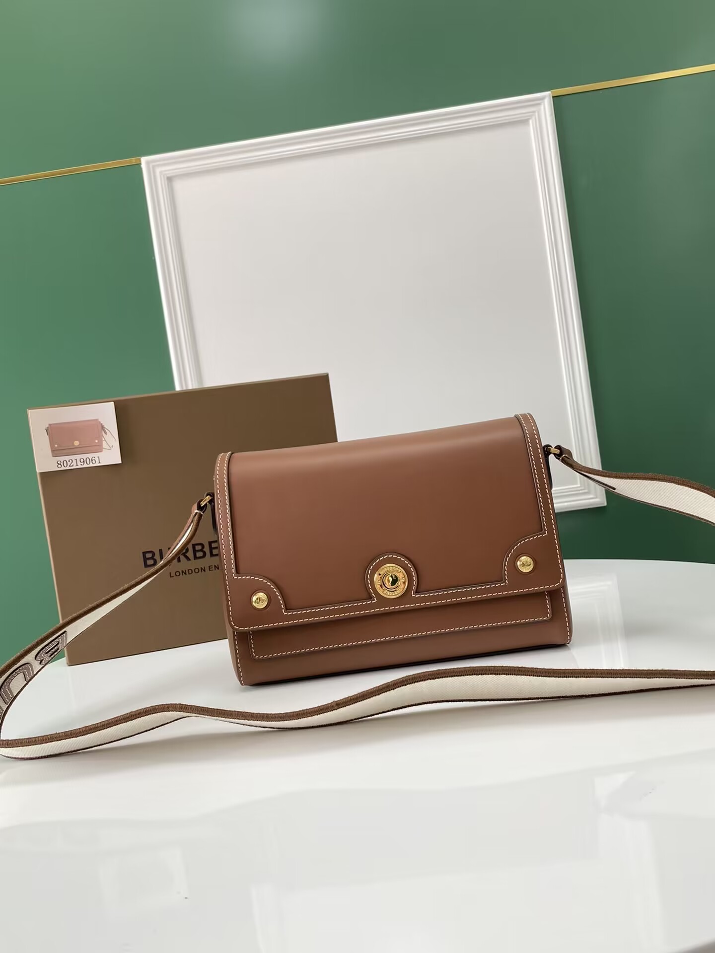 Bv*b*rry Note Vintage
