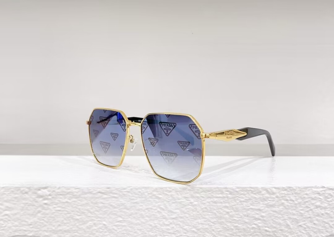 Pra*a Sunglasses