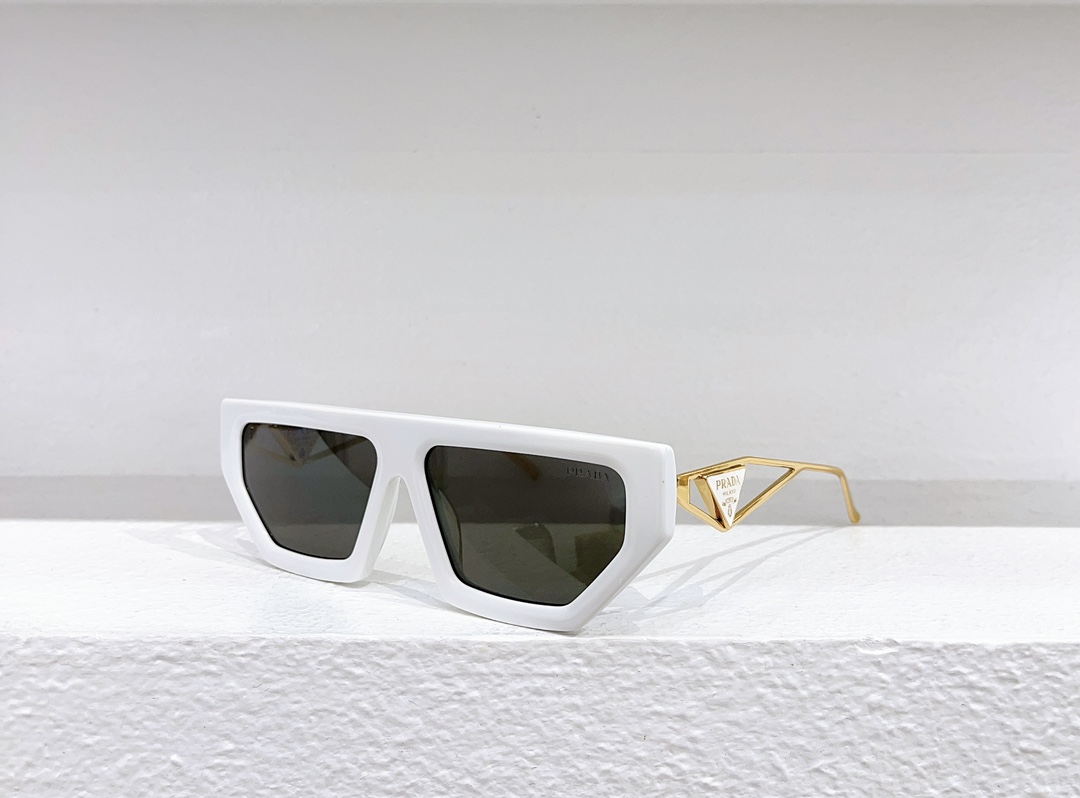 Pra*a Sunglasses