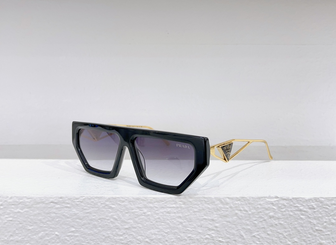 Pra*a Sunglasses