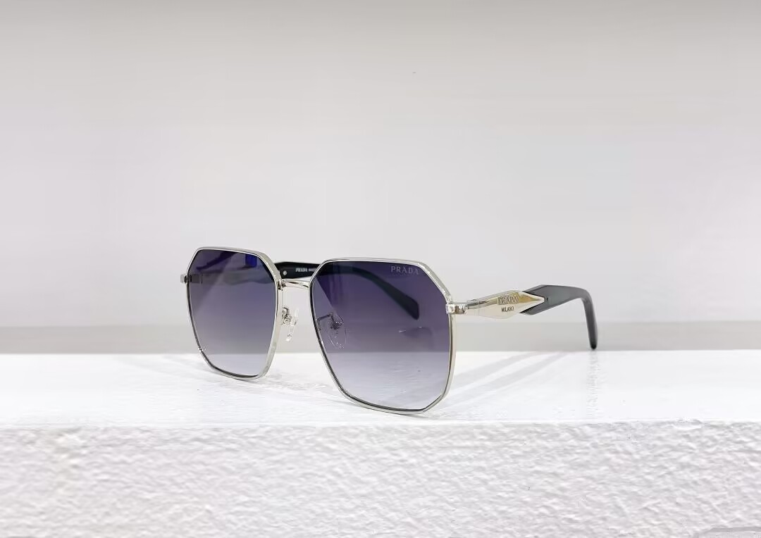 Pra*a Sunglasses