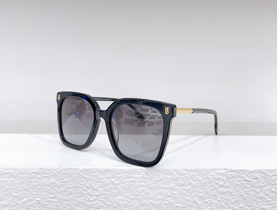 Bv*b*rry Sunglasses