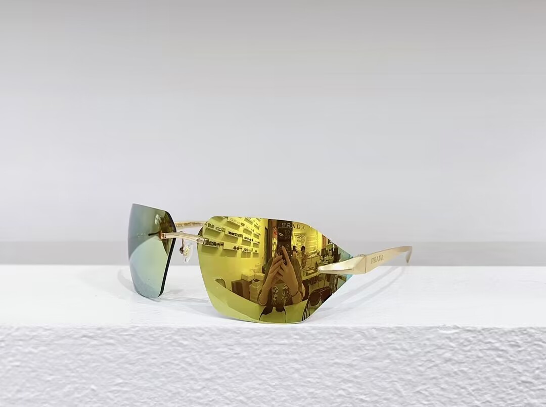 Pra*a Sunglasses