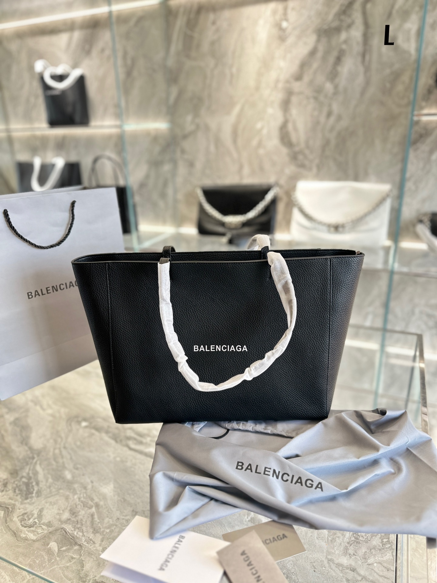 Ba1en*iaga Tote Bag