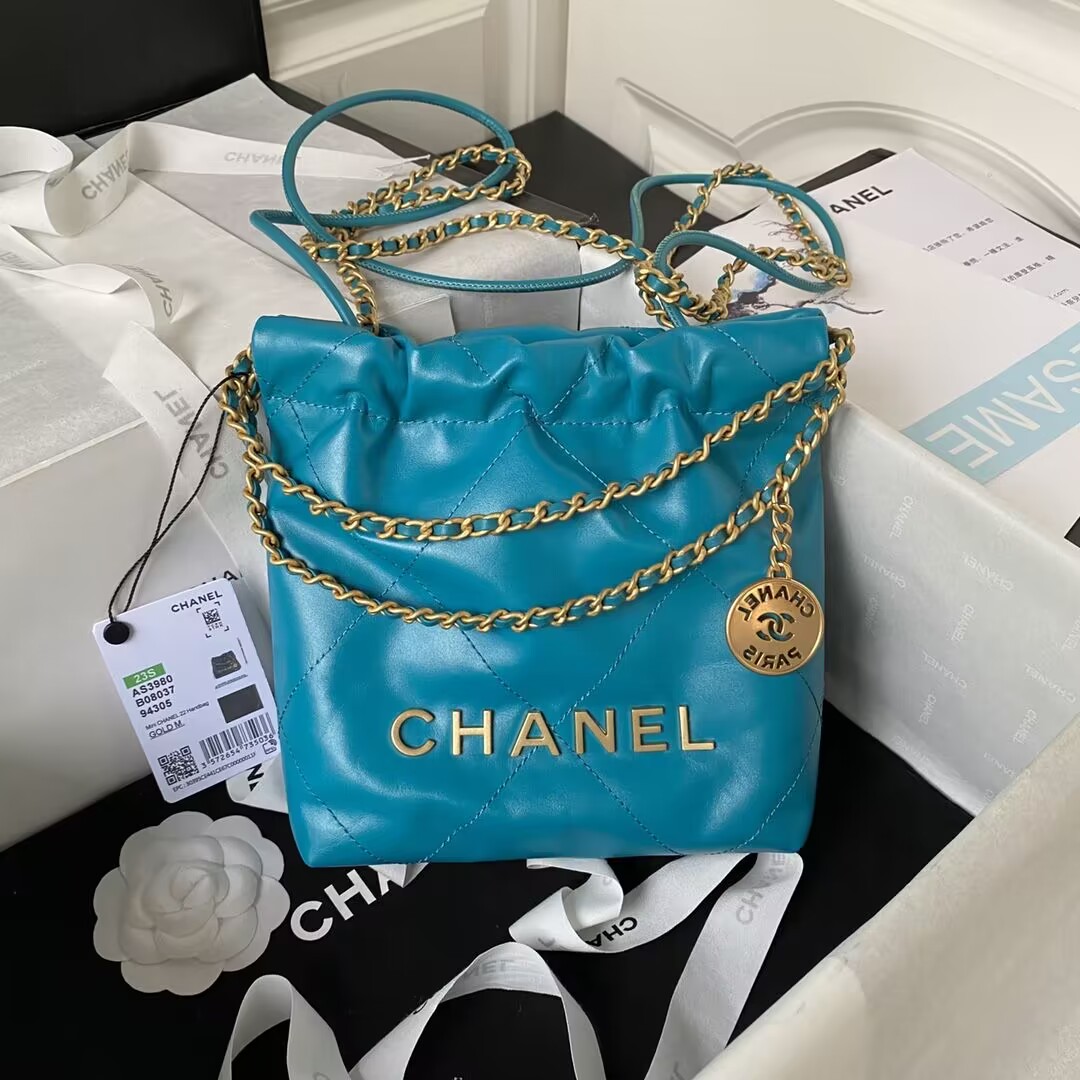 Ch**el 22 Handbag Large 22S Calfskin
