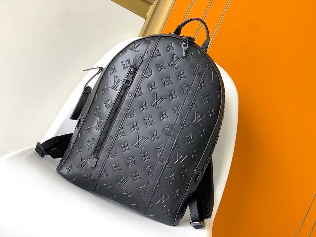 L0vis Vvtt0n Backpack